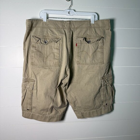 Levi's Red Tag Cargo Shorts, Tan/Khaki Sz 38 Men's - Picture 8 of 11